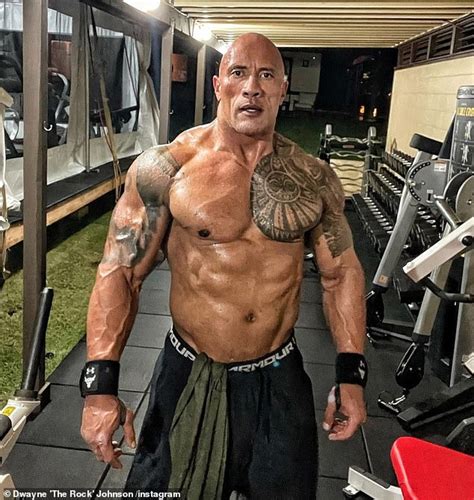 DWAYNE JOHNSON Nude .